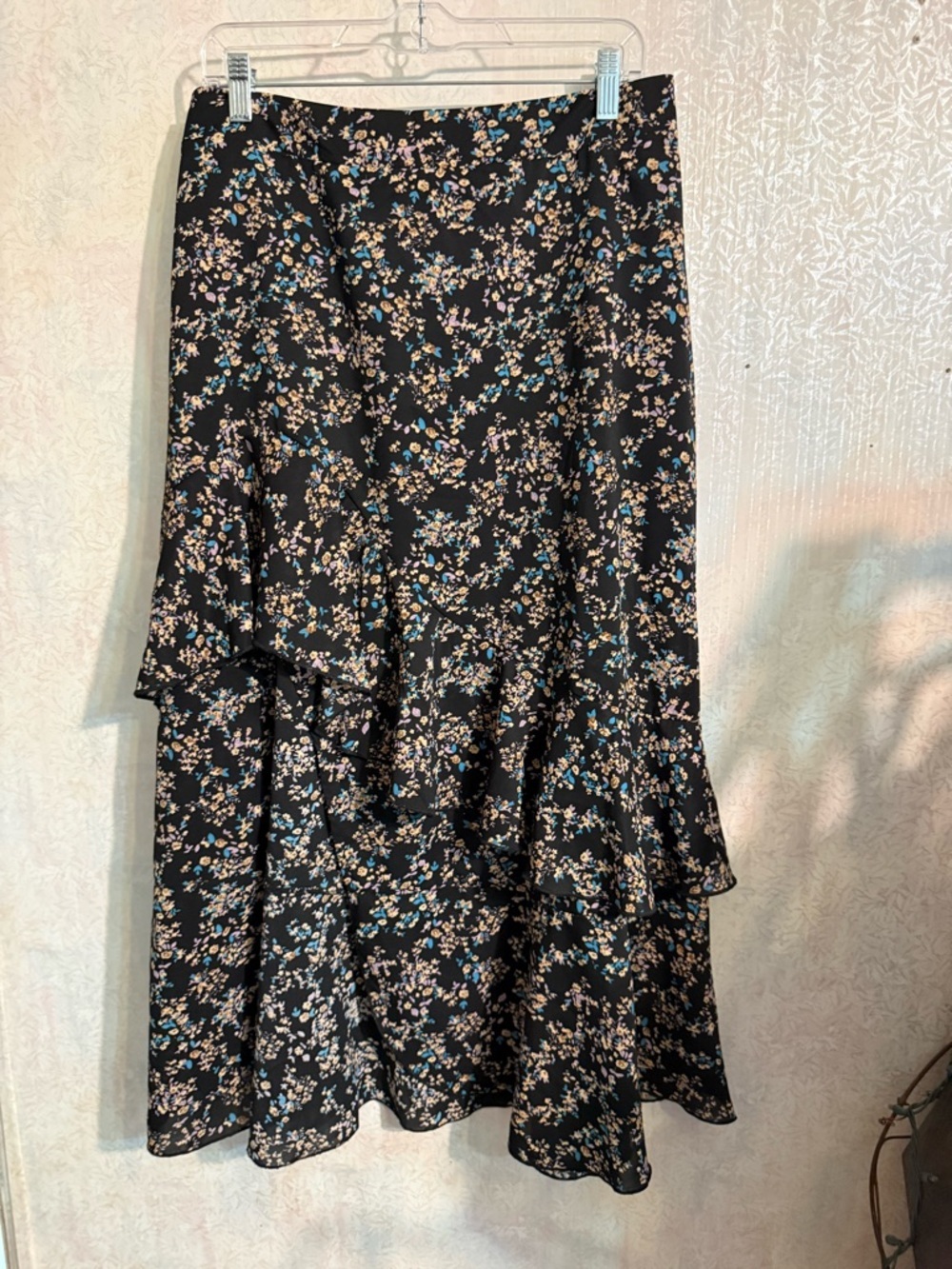 BTFBM Ditzy Floral, High Low Maxi Skirt, Flowy, Flirty, Summertime, Size Large - Picture 2 of 9